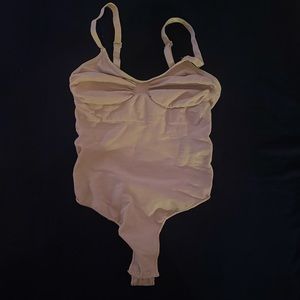 Skims shapewear bodysuit